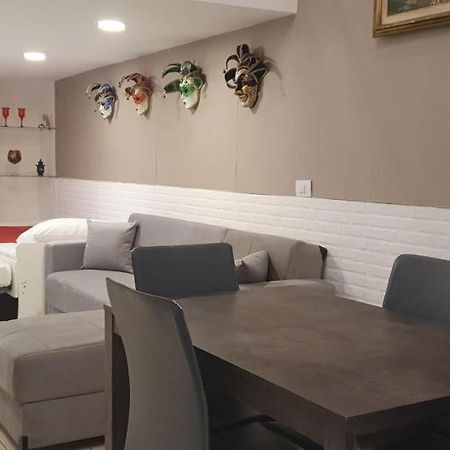 Olina Apartments เนเปิลส์ ภายนอก รูปภาพ