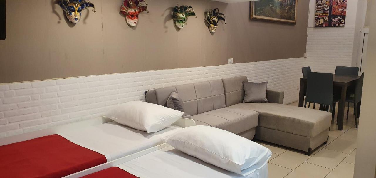Olina Apartments เนเปิลส์ ภายนอก รูปภาพ